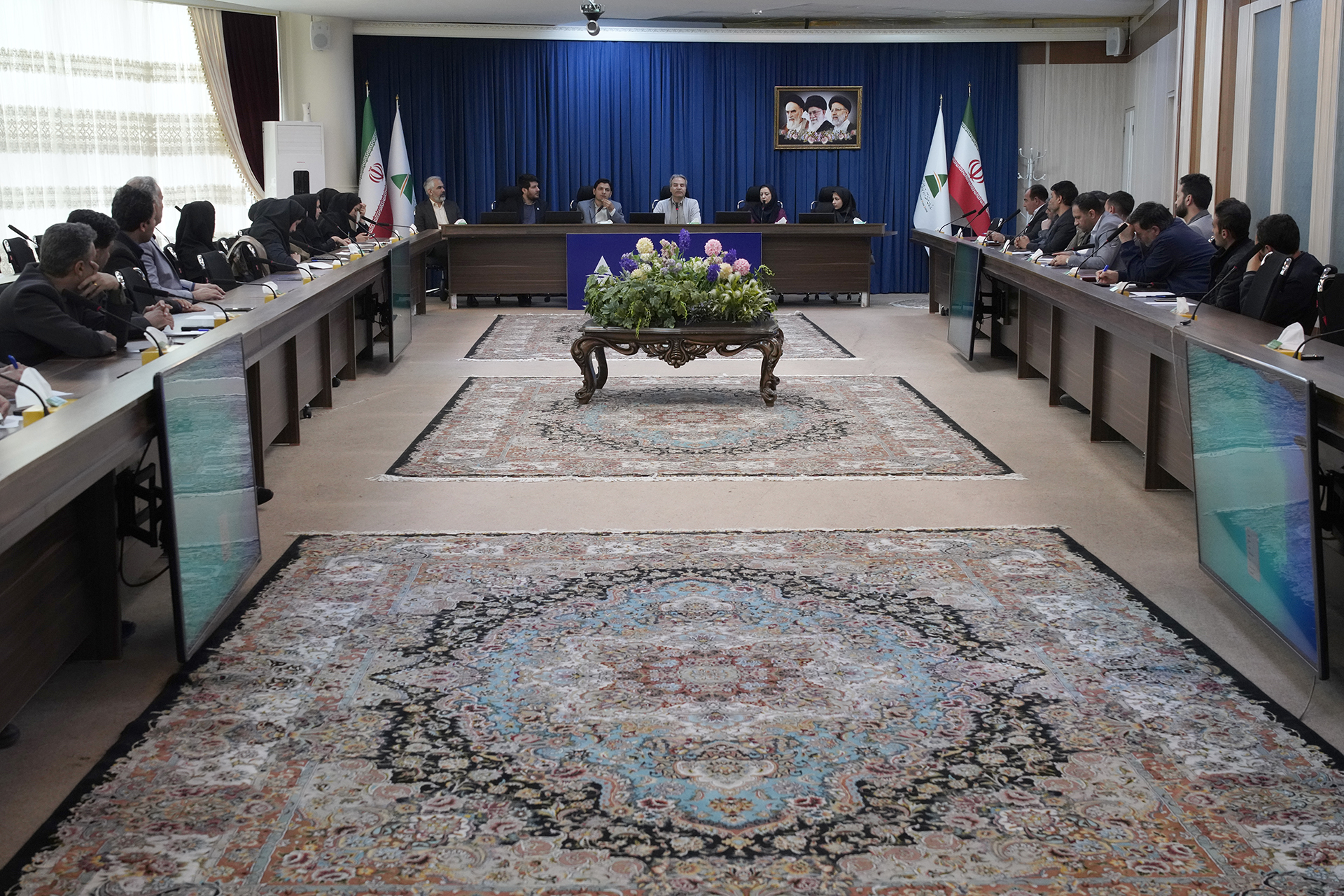 کارگاه «ژئوپارک های جهانی و ظرفیت های آن» با حضور پرسنل سازمان منطقه آزاد ارس برگزار شد.
